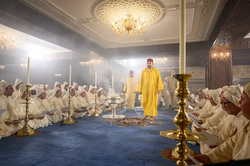 الملك محمد السادس يخلد ذكرى وفاة الحسن الثاني