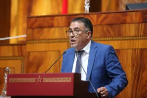ارتفاع فواتير الماء والكهرباء يشعل استياء المواطنين وحموني يطالب بتدخل عاجل