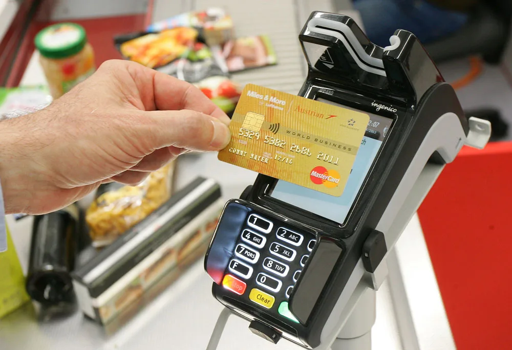 المدفوعات الرقمية تواصل توسعها بالمغرب وسط ارتفاع قوي في استخدام البطاقات البنكية