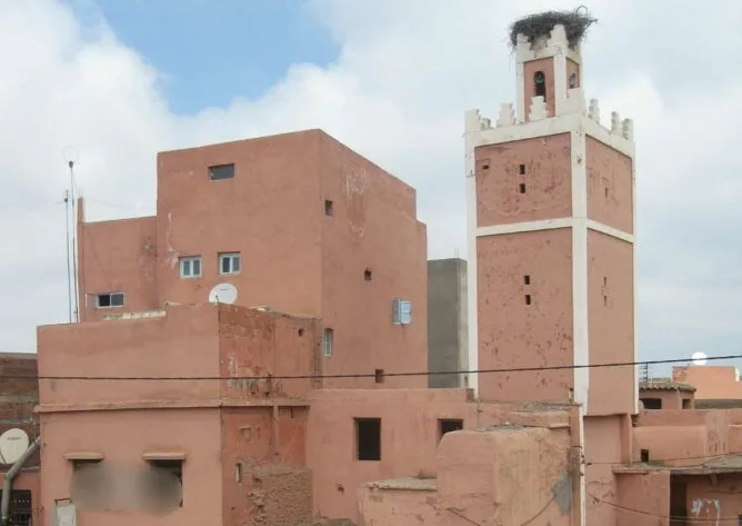 الجمعية المغربية لحقوق الإنسان تدق ناقوس الخطر بدمنات.. تدهور الخدمات العمومية يهدد حياة المواطنين