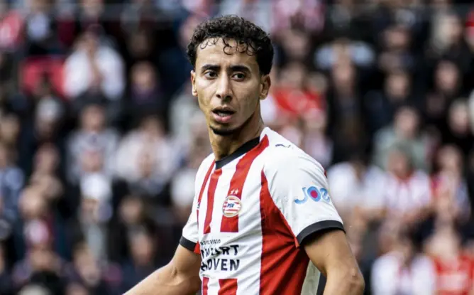 أنس صلاح الدين ينضم إلى “أسود الأطلس” ويعزز مركز الظهير الأيسر