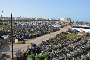 الدار البيضاء تُفرغ محاجزها من المركبات المتخلى عنها في مزادات علنية