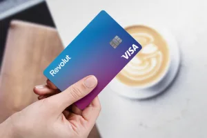 “ريفوليت” يقترب من دخول السوق المغربية وسط توقعات بتغيير قواعد اللعبة البنكية