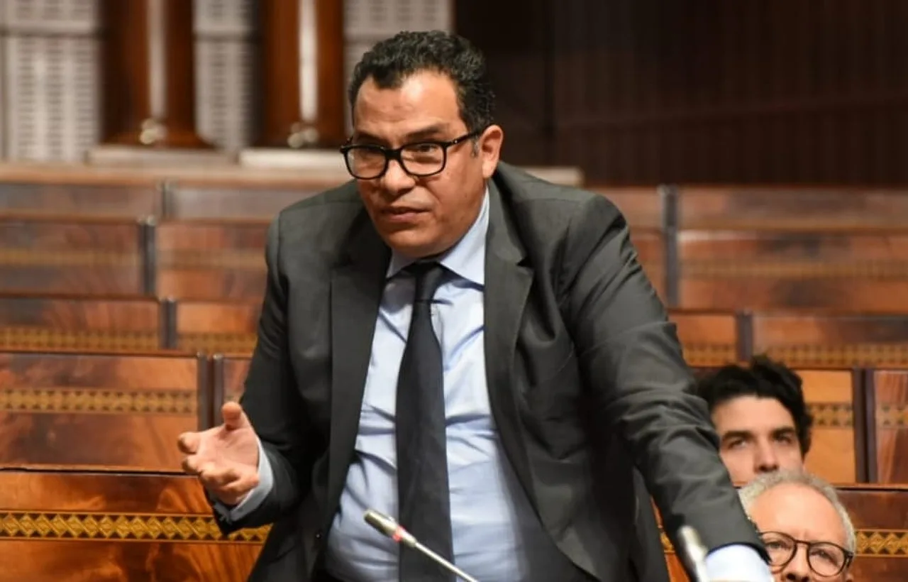 انتشار الإلحاد على مواقع التواصل يدفع برلماني الاستقلال للمطالبة بخطاب ديني معاصر لمواجهة الظاهرة