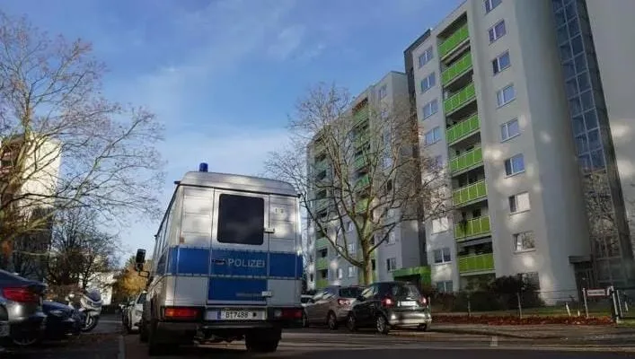 السلطات الألمانية تحظر جمعية إسلامية بسبب دعوتها لإقامة “الخلافة” وتوسع دائرة المداهمات