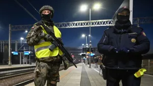 بولونيا على صفيح ساخن … تفجير خطوط قطارات يعيد شبح الحرب إلى الواجهة