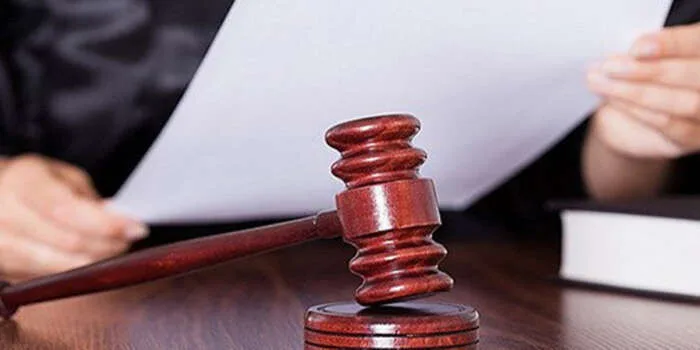 انطلاق محاكمة قاضي بفاس بتهم استغلال النفوذ والرشوة وسط دفاع يضم أكثر من 16 محامياً