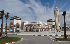 استثمارات ضخمة لتأهيل المساجد بالمغرب وترميم المعالم الدينية داخل المملكة وخارجها