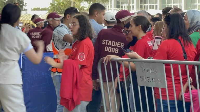 إقبال واسع على تذاكر كأس إفريقيا 2025 قبل انطلاق المرحلة الثالثة للبيع