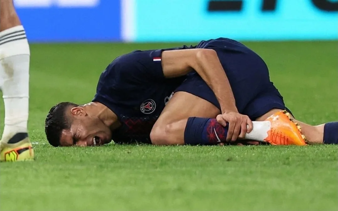 صدمة للجمهور المغربي :      حكيمي سوف لن يشارك في كأس إفريقيا للأمم