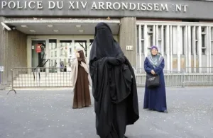 ست دول أوروبية تحظر اللباس الإسلامي الكامل تحت ذريعة الأمن و”كرامة المرأة”