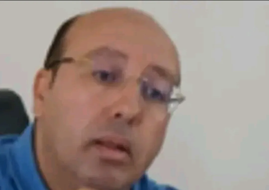 الحسيمة :    غياب مثير لرئيس جماعة أربعاء تاوريرت عن احتفالات المسيرة الخضراء بسبب “السكرة”