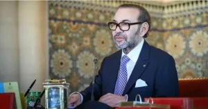 القصر الملكي يجتمع بالأحزاب المغربية حول تحيين وتفصيل مبادرة الحكم الذاتي بالصحراء المغربية