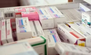 حتى يتم علاج المواطن المغربي دون تعقيدات … مطالب برلمانية بإعفاء الأدوية والمعدات المخصصة للمستشفيات من التعشير