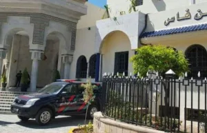 فضيحة تهز جماعة وجدة … سقوط مسؤول المحجز البلدي وشقيقه في شبكة سرقة السيارات والدراجات المحجوزة !