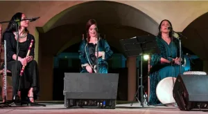 الناظور :    “النساء المتوسّطيّات الرائعات” يشعلن افتتاح الدورة 14 لمهرجان الناظور الدولي للفيلم والذاكرة المشتركة