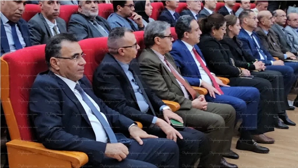 وجدة … لقاء تشاوري ترأسه الوالي العطفاوي حول البرنامج التنموي  … وسط دعوات الإصلاح في ظل تغلغل “لوبي الجمعيات الوهمية”