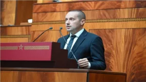 بوانو يهاجم القضاء بعد منع البرلمان من التحقيق في قضايا فساد بوزارة الصحة وتفويت صفقات لوزير