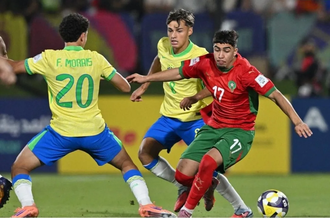 البرازيل تخطف بطاقة نصف النهائي كأس العالم فتيان في الوقت القاتل بعد مواجهة مثيرة أمام المغرب