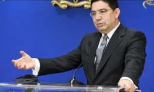 وزير الخارجية المغربي يحذّر :      الحركات الانفصالية والجماعات الإرهابية تُجنّد الأطفال في إفريقيا في غياب أي محاسبة !