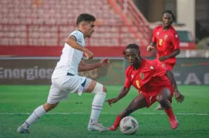 أولمبيك آسفي يعود بفوز من مالي لحساب كأس الكونفدرالية الإفريقية لكرة القدم