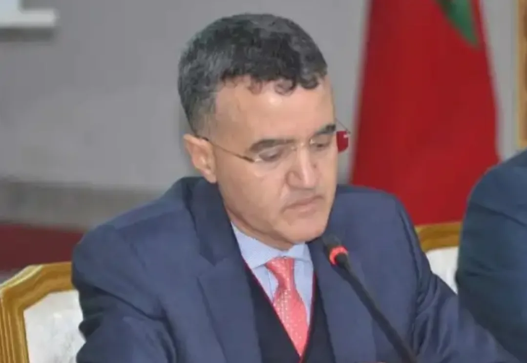 عامل إقليم الناظور يعفي ثلاثة قياد في أزغنغان وسلوان وبني أنصار