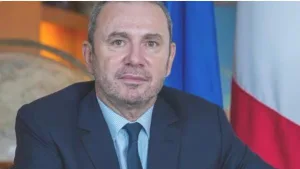 فرنسا والمغرب.. تحالف يتجدد في الصحراء المغربية