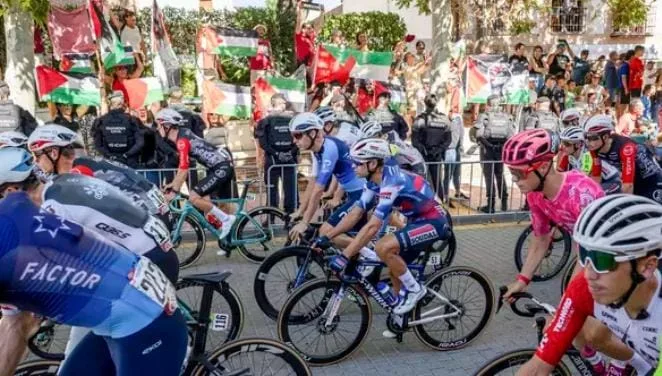 انسحاب راعٍ كندي من الفريق الإسرائيلي بعد تصاعد الغضب بسبب الحرب على غزة