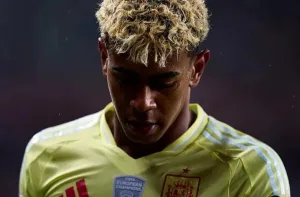 الاتحاد الإسباني لكرة القدم ينفجر غضبًا ضد برشلونة بعد أزمة لامين جمال