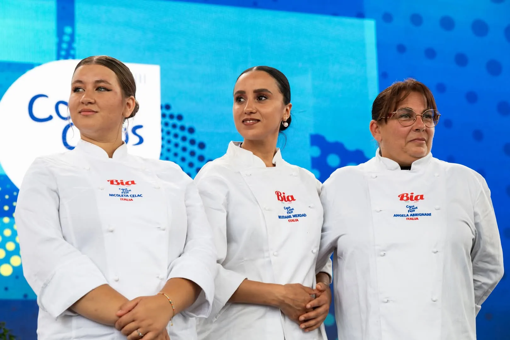 وجدان مرداد… الطباخة المغربية التي خطفت الأضواء في صقلية واعتلت منصة “مهرجان الكسكس الدولي”