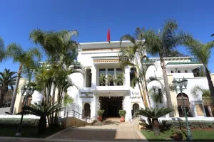 أكثر من 300 منتخب أمام القضاء والداخلية تحرّك مساطر العزل في مختلف الجماعات