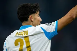 غياب مفاجئ لنايف أكرد عن مباراة أولمبيك مارسيليا