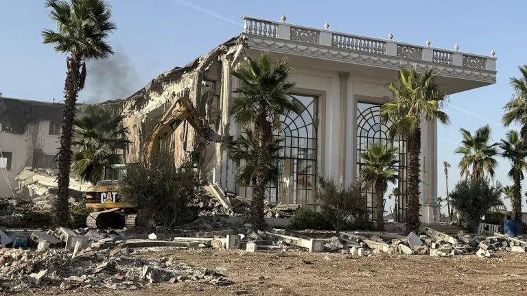 سلطات الدار البيضاء تؤكد: حماية الاستثمار لا تعني غضّ الطرف عن الخروقات و“كرملين بوسكورة” دليل على مرحلة جديدة عنوانها احترام القانون