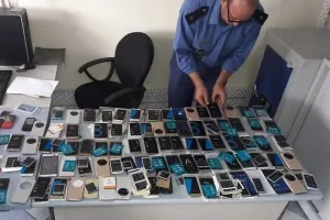 وزير العدل يثير ملف المحجوزات المتراكمة داخل المحاكم منذ عقود