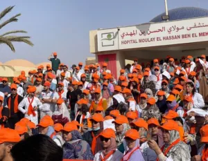 احتجاجات حاشدة بمستشفى العيون ضد تأخر صرف التعويضات المالية