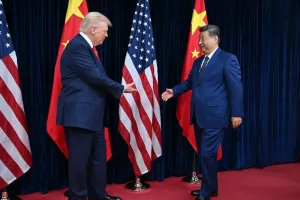 الصين تمدد تعليق الرسوم الإضافية على السلع الأمريكية في خطوة تهدئة جديدة مع واشنطن