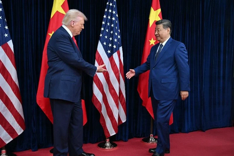 الصين تمدد تعليق الرسوم الإضافية على السلع الأمريكية في خطوة تهدئة جديدة مع واشنطن