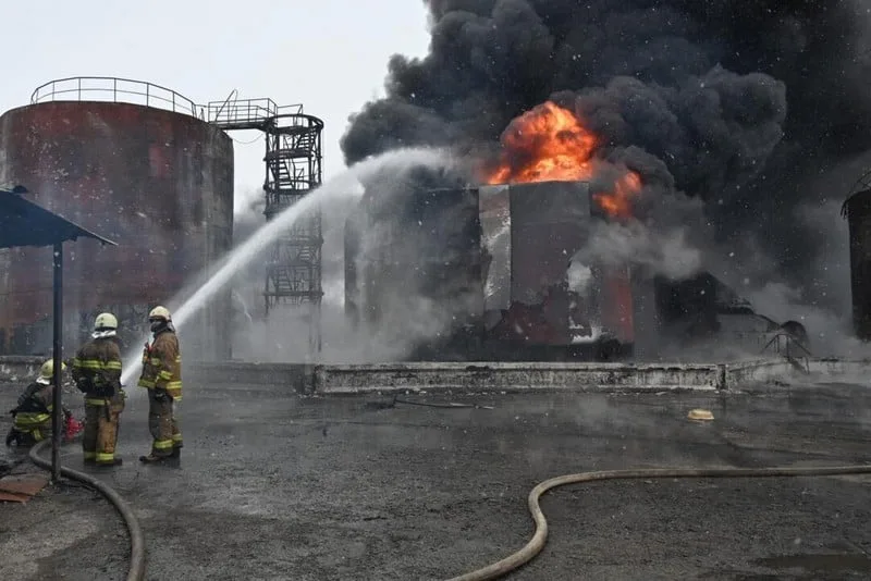 هجوم بزوارق مسيرة يوقف عمليات محطة نفط روسية قرب نوفوروسيسك