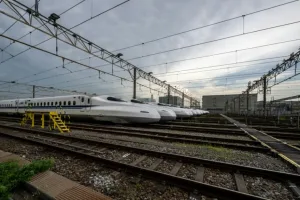 الصين تتجاوز عتبة 50 ألف كيلومتر في شبكة القطارات فائقة السرعة