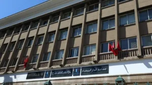 غياب نائب عمدة الدار البيضاء يفجر انتقادات داخل لجنة تتبع مركب محمد الخامس