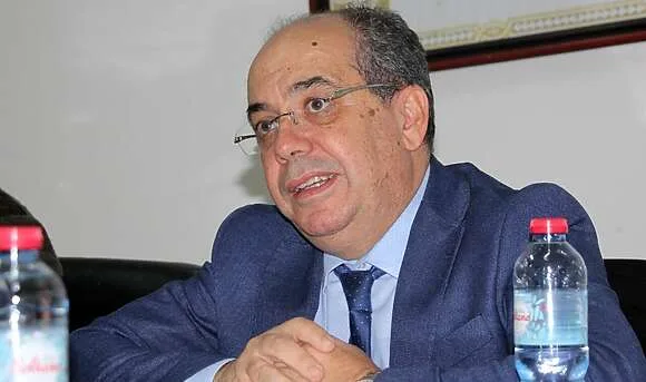 تطوان :    أحكام ثقيلة في ملف اختلاسات هزّت بنك … 24 سنة سجنا نافذا بحق المتهمين و32 مليار تعويض