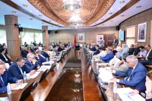 الجدل يشتد بمجلس المستشارين حول مشروع قانون إعادة تنظيم المجلس الوطني للصحافة