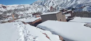 ثلوج أزيلال تعمّق العزلة وتفاقم معاناة دواوير أيت تمليل