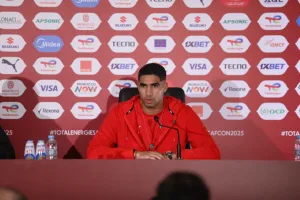 أشرف حكيمي يدعو الجماهير المغربية لدعم “الأسود” ويتحدث عن طموحه في التتويج الإفريقي