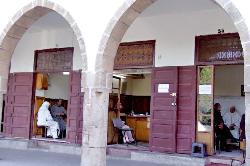 نقابة العدول تراسل مؤسسات دستورية وتحذر من “تمييز وتضييق” في مشروع قانون المهنة