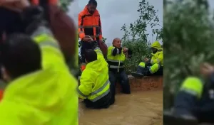 أمطار غزيرة تغمر سبتة والمهاجرون يستغلون الفوضى لعبور الحدود