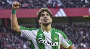 عبد الصمد الزلزولي :     صعود قياسي في القيمة السوقية ومسار تصاعدي في الليغا