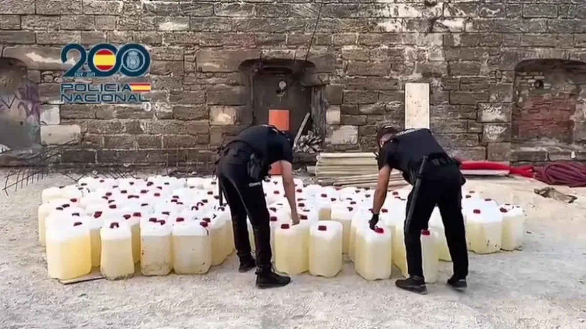 سباق على المتوسط … إسبانيا تُعلن “عامًا قياسيًا” في تجفيف وقود شبكات تهريب المخدرات بـ112 ألف لتر محجوزة !