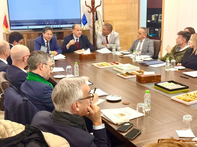 رؤساء النيابات العامة الأوروبية يزورون مركز “مصالحة” لتعزيز التعاون ضد التطرف