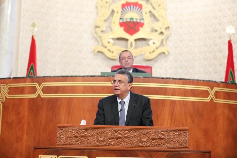 وزير العدل يقر بالغموض حول موعد صدور مدونة الأسرة وتراجع ملموس لطلبات تزويج القاصرات